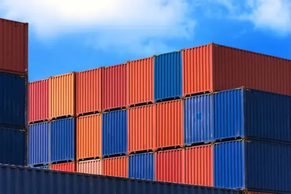 CONTAINER KHÔ 20 FEET  – GIẢI PHÁP LƯU TRỮ VÀ VẬN CHUYỂN HIỆU QUẢ
